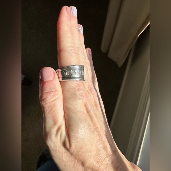 Village Inn Spoon Ring - Picture 7 of 13